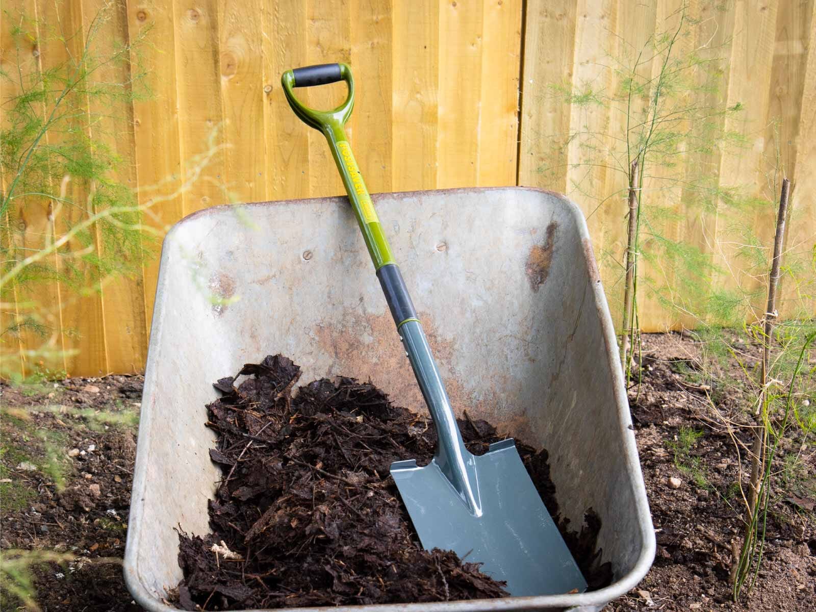 Postsaver-Garden-Spade-4 Postsaver-Garden-Spade-4